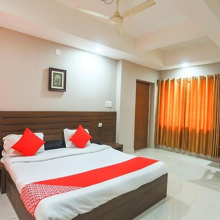 Oyo 61586 Hotel Narmada Bhavan Puri Esterno foto