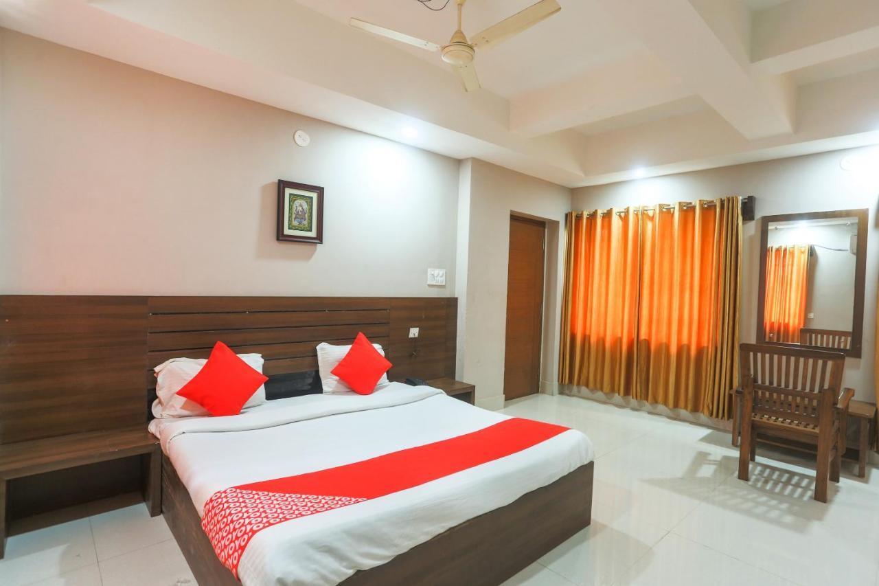 Oyo 61586 Hotel Narmada Bhavan Puri Esterno foto