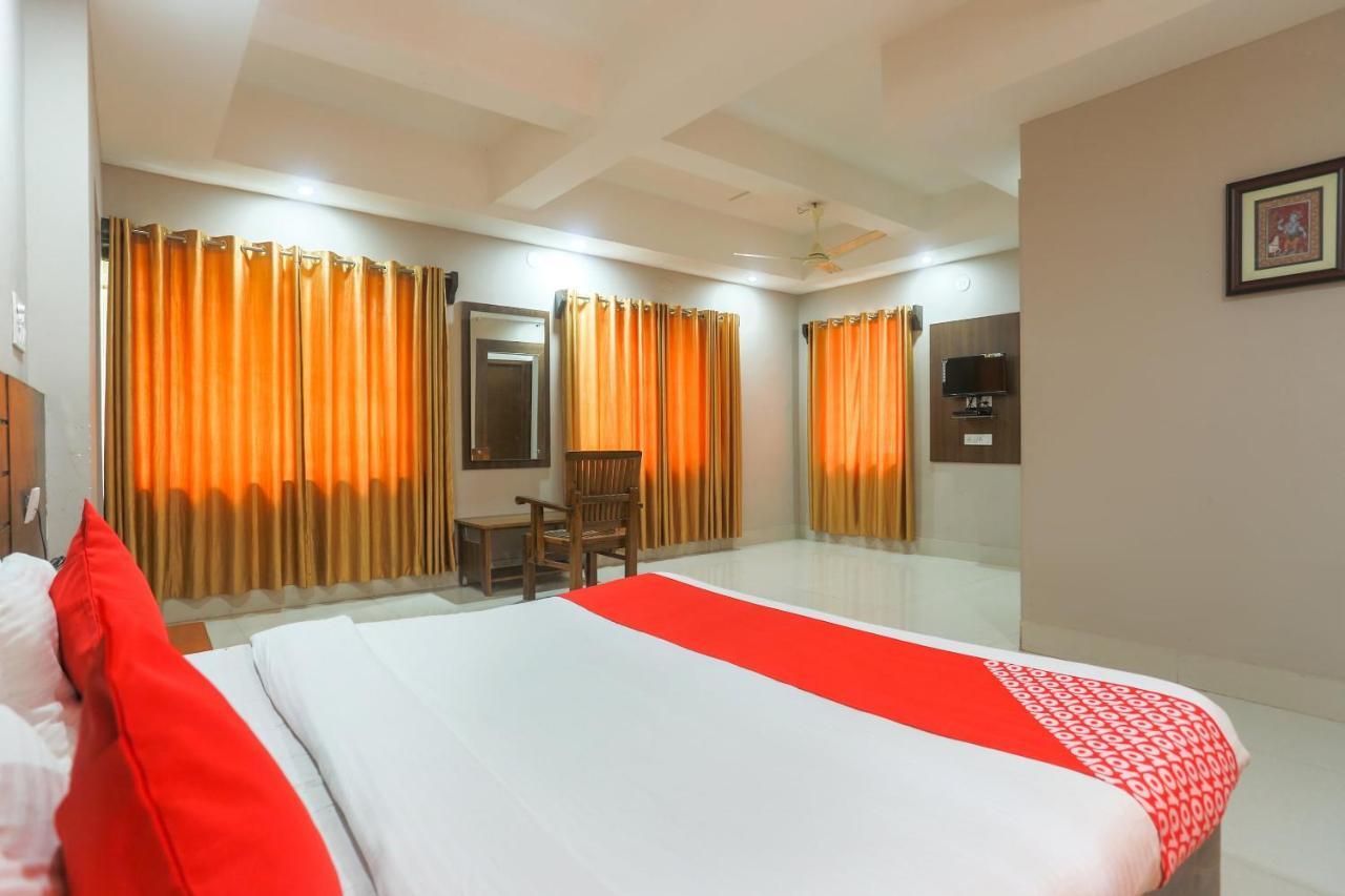 Oyo 61586 Hotel Narmada Bhavan Puri Esterno foto