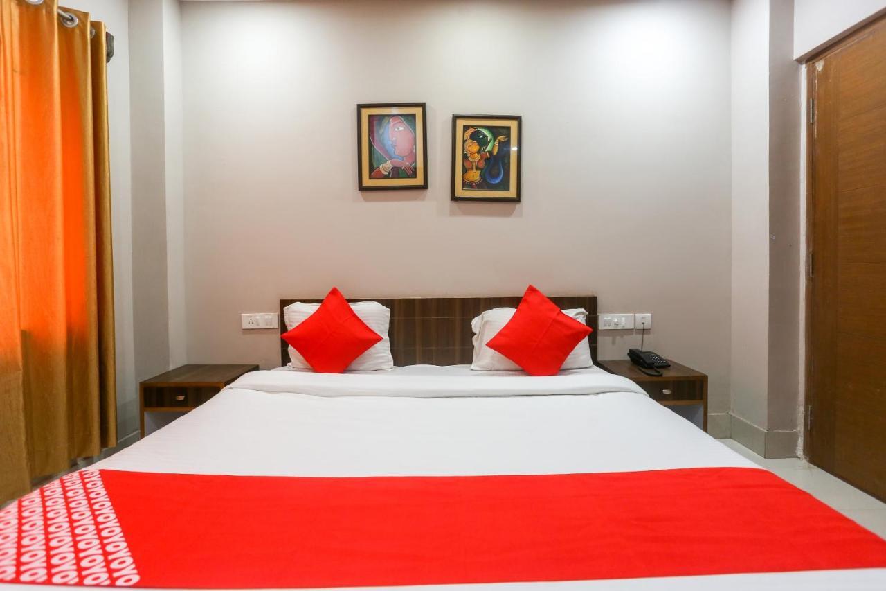 Oyo 61586 Hotel Narmada Bhavan Puri Esterno foto