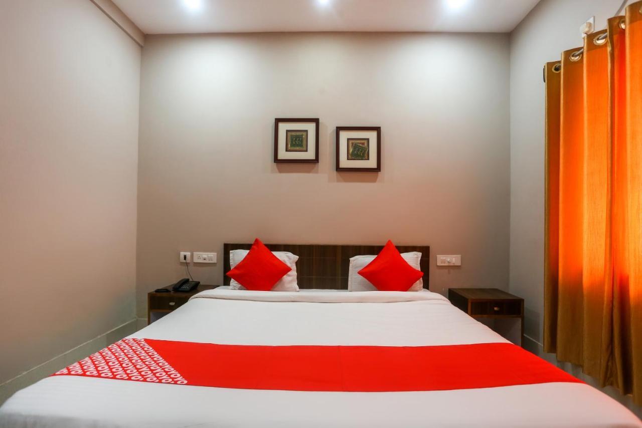 Oyo 61586 Hotel Narmada Bhavan Puri Esterno foto